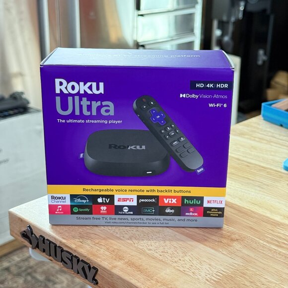 Roku Ultra - Picture 1 of 3